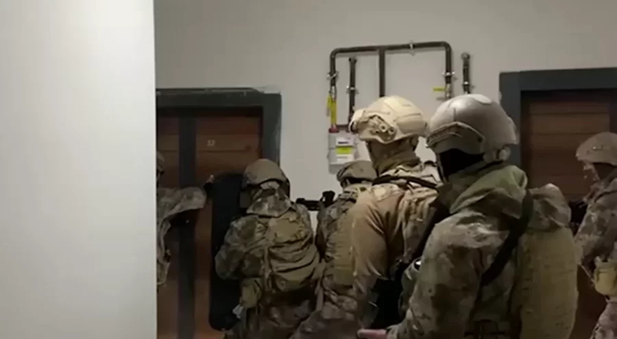 Esnafı haraca bağlayan 'Dönmezler' suç örgütüne operasyon