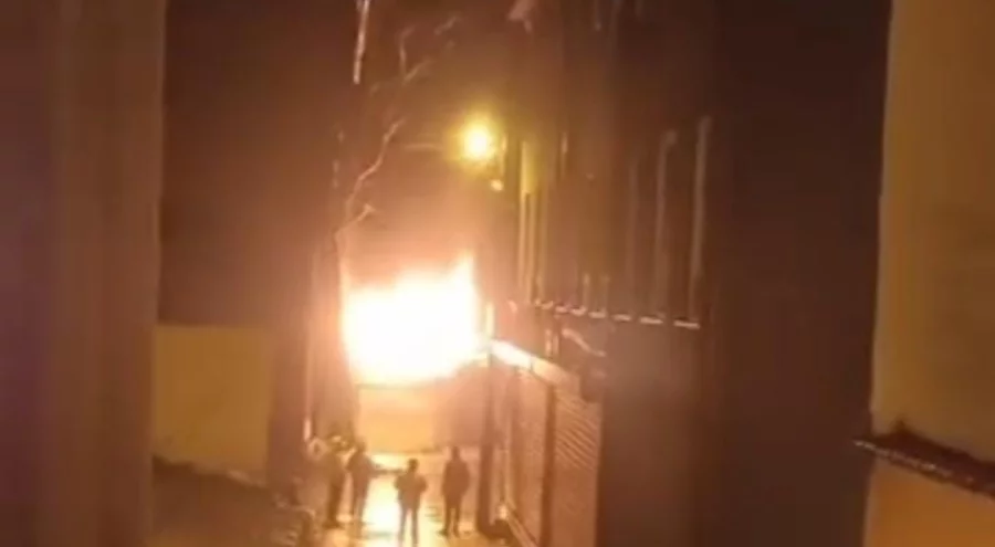 Bursa'da depo yangını korkuttu!