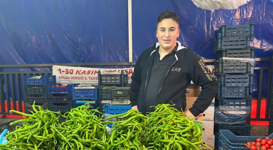 Sivri biberin kilosu Bursa'daki pazarlarda 250 liraya çıktı!