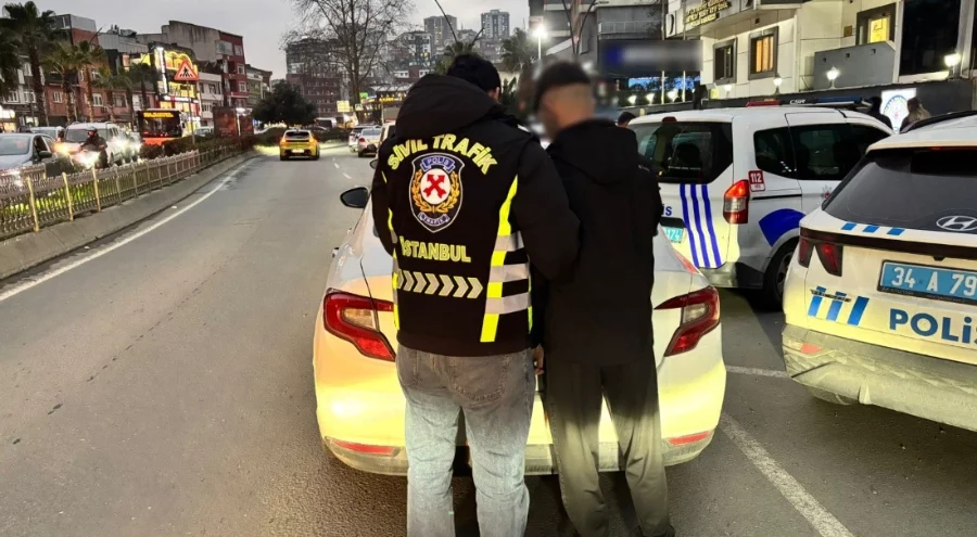 İstanbul'da trafik güvenliğini tehlikeye düşüren sürücüye 83 bin TL ceza