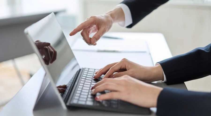 YÖK'ten yeni staj modeli: Bursa dahil 7 pilot ilde başlayacak