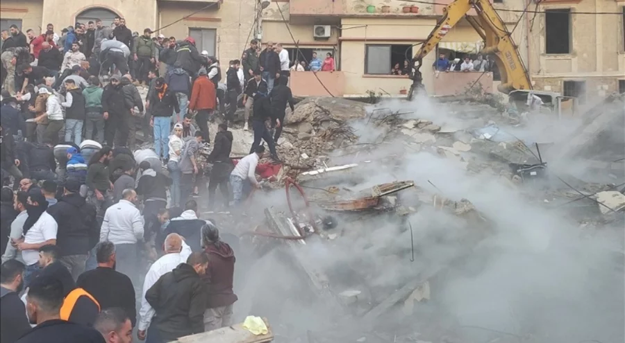 Lübnan'da eski bir binanın çökmesi sonucu 6 kişi hayatını kaybetti