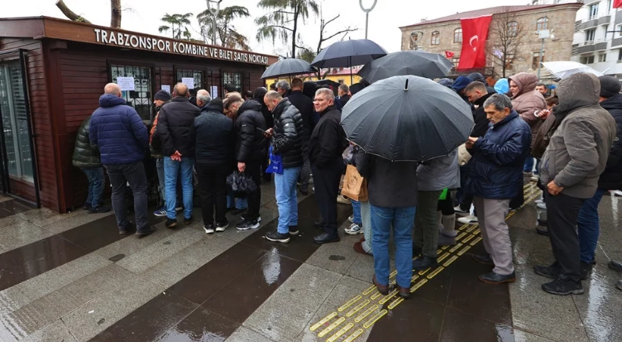 Trabzonspor Fenerbahçe maçının biletleri satışa sunuldu