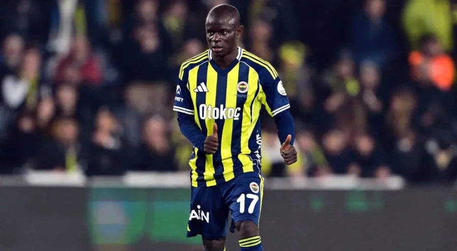 N'Golo Kante: Umarım taraftarlarla birlikte sezonu da kazanırız