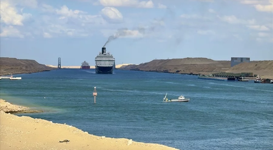 Gazze'de ateşkesin ardından Süveyş Kanalı'nın gelirleri yükseldi