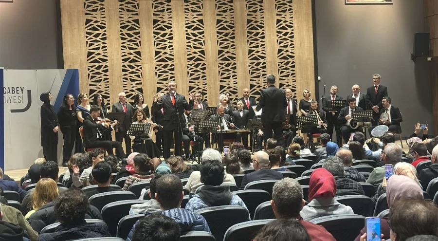 Bursa 'Kalpten Dile Ezgiler' konseri yoğun ilgi