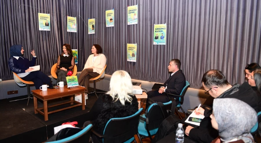 Osmangazi Belediyesi gençleri girişimcilerle buluşturmayı sürdürüyor