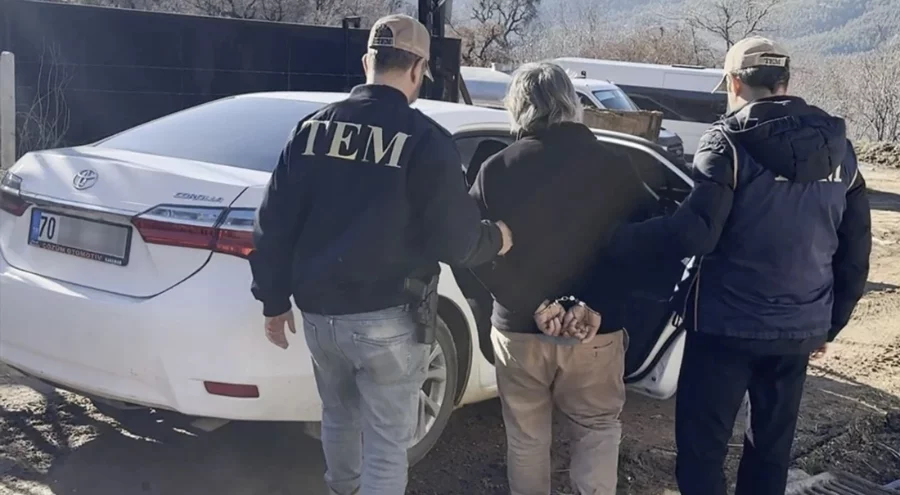 Karaman merkezli 2 ilde IŞİD operasyonu: 3 kişi tutuklandı