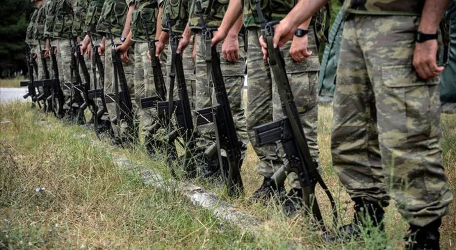 Ak Parti'li vekilden askerlik sisteminde düzenleme sinyali