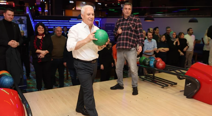 Bursa Büyükşehir'de bowlingle motivasyon