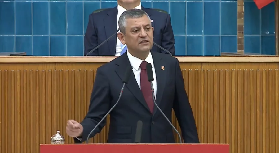 Özel o mesajları tek tek okudu: 'İktidara bozuk tohum Mesut'la gidilmez!'