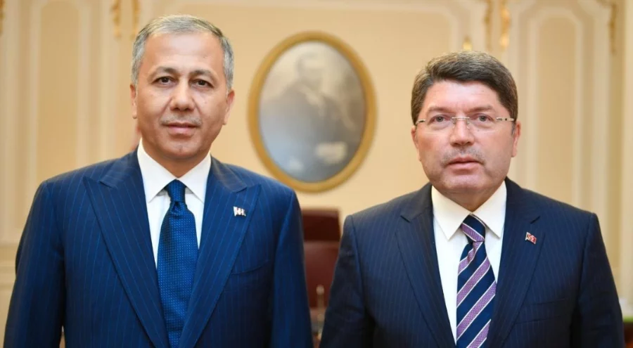 Erdoğan imzaladı, o Bakanlar görevden alındı!