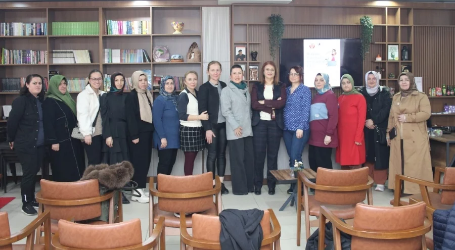 Gürsu Belediyesi ve Bursa BUSADER'den "menopoz" semineri