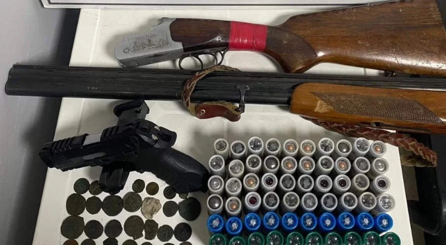 Bursa'da tarihi eser ve ruhsatsız silah operasyonu! Çok sayıda materyal ele geçirildi