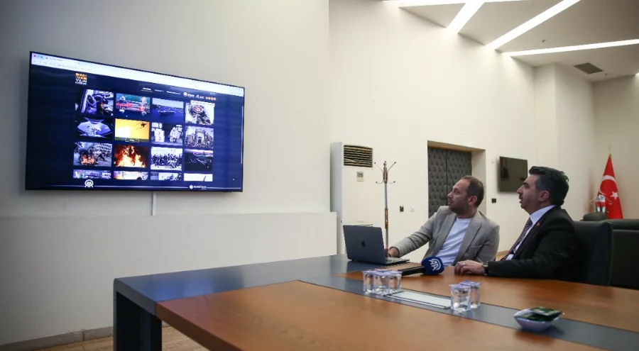 Yıldırım Belediye Başkanı Yılmaz, AA'nın "Yılın Kareleri" oylamasına katıldı