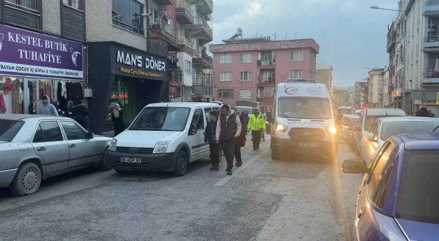 Bursa'da otomobilin çarptığı kadın yaralandı