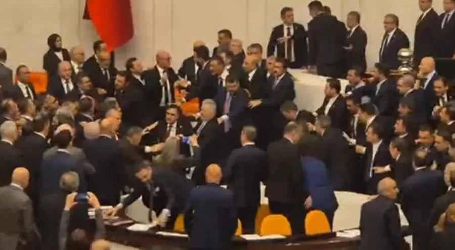 CHP'li vekil yaralanan vekillerin sağlık durumlarını aktardı: 'Mahmut Tanal hastanede tutulacak'