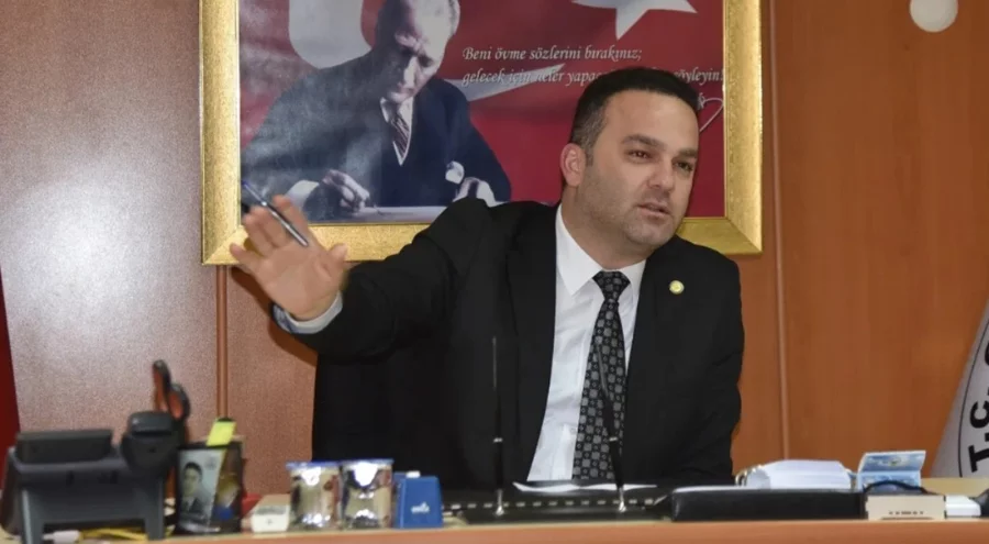 Taciz iddiasıyla tutuklanan Görele Belediye Başkanı Hasbi Dede'nin mesajları ortaya çıktı