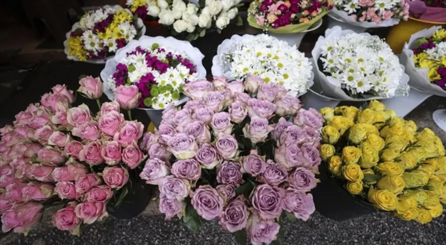 Bir buket çiçek ne kadar?