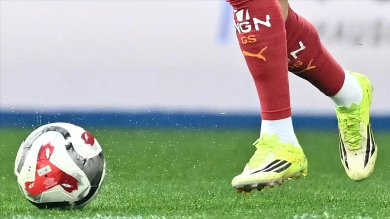 Galatasaray - Eyüpspor maçı canlı izle!