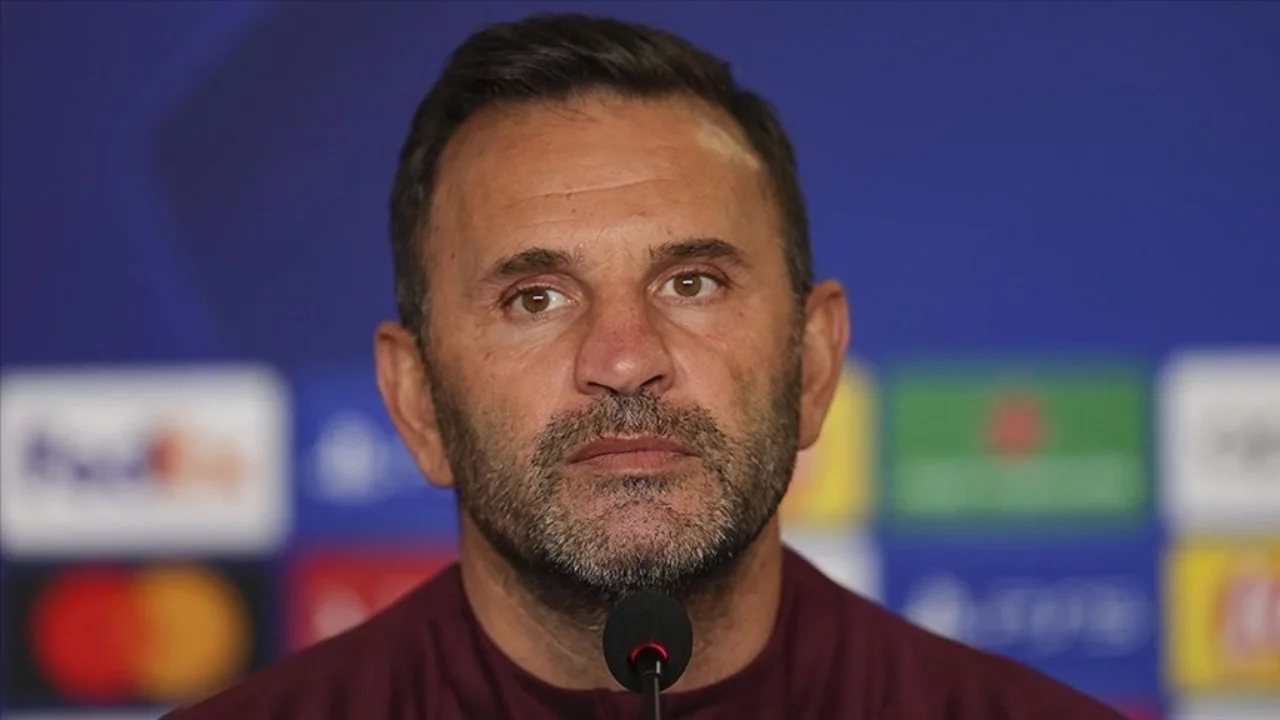 Galatasaray Teknik Direktörü Okan Buruk: Singo sadece stoper oynamayacak