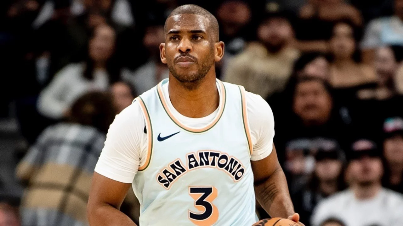 NBA efsanelerinden Chris Paul 40 yaşında emekli oldu