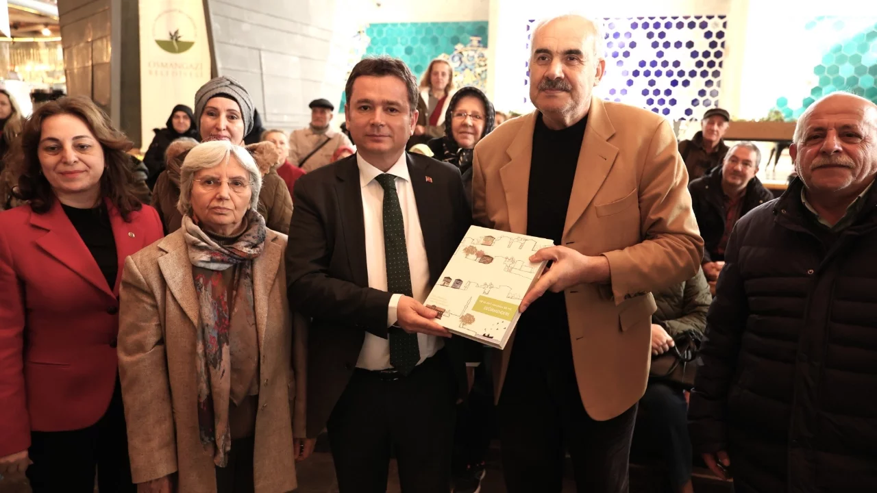 Ahmet Hamdi Tanpınar'ın Bursa'sına yolculuk! 700. yıl çağrısı karşılık buldu