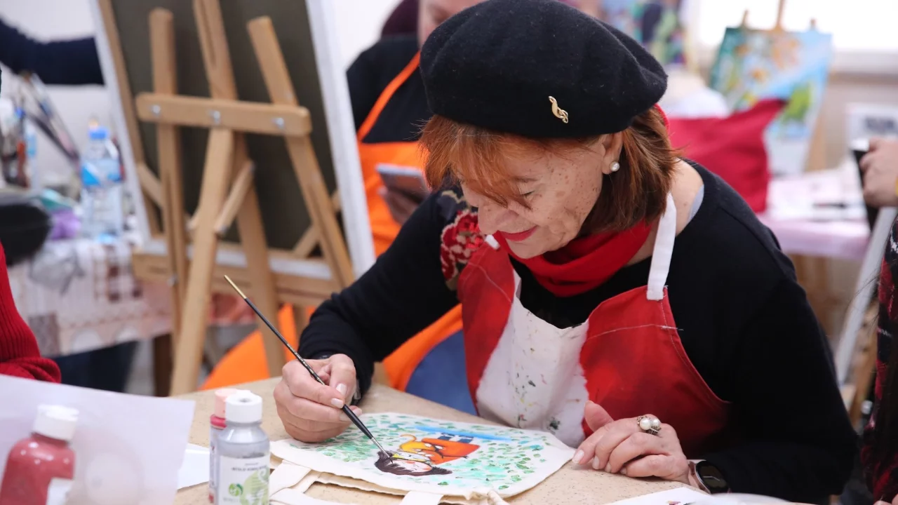 Bursa Kent Akademisi kursiyerlerinden LÖSEV'e anlamlı bağış