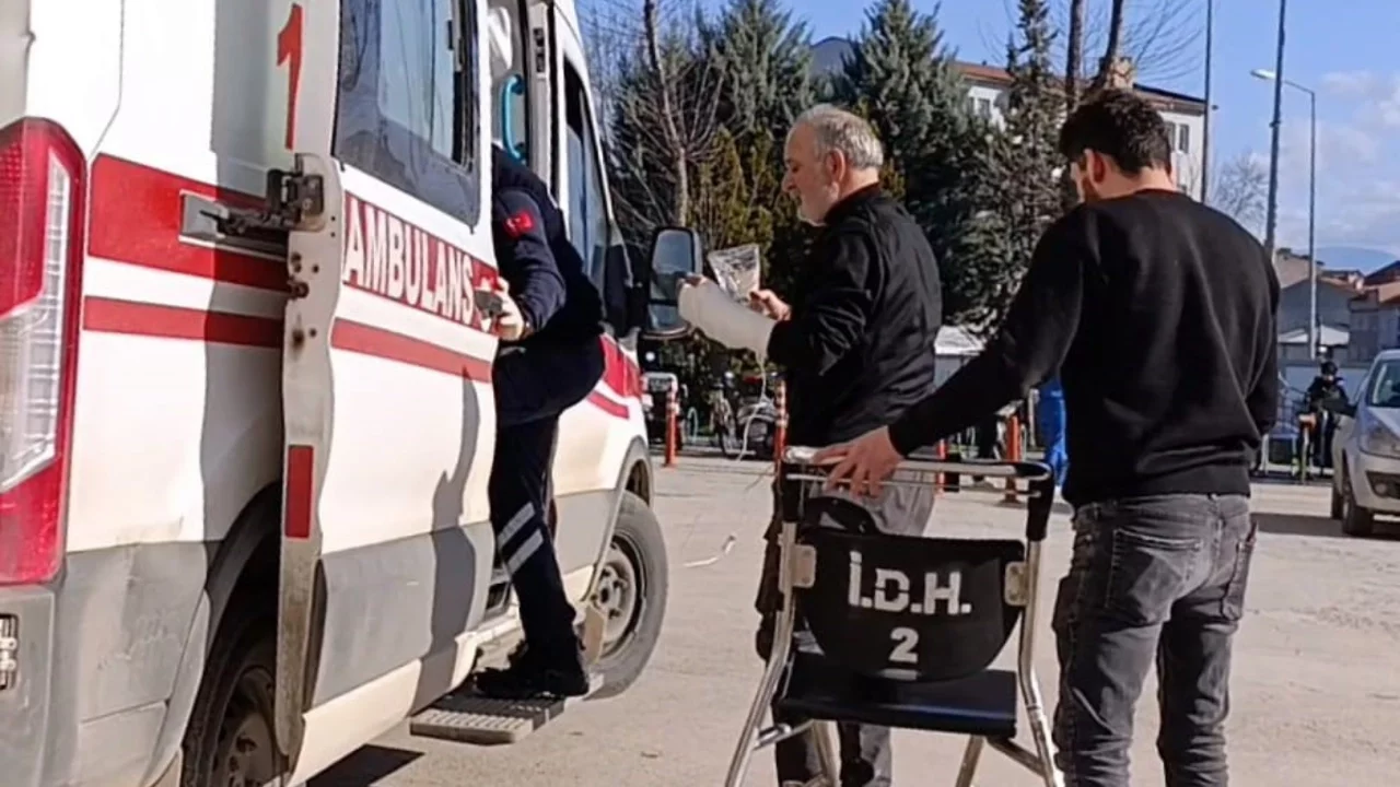 Bursa'da ağaç budarken motorlu testere ile bileğini kesti