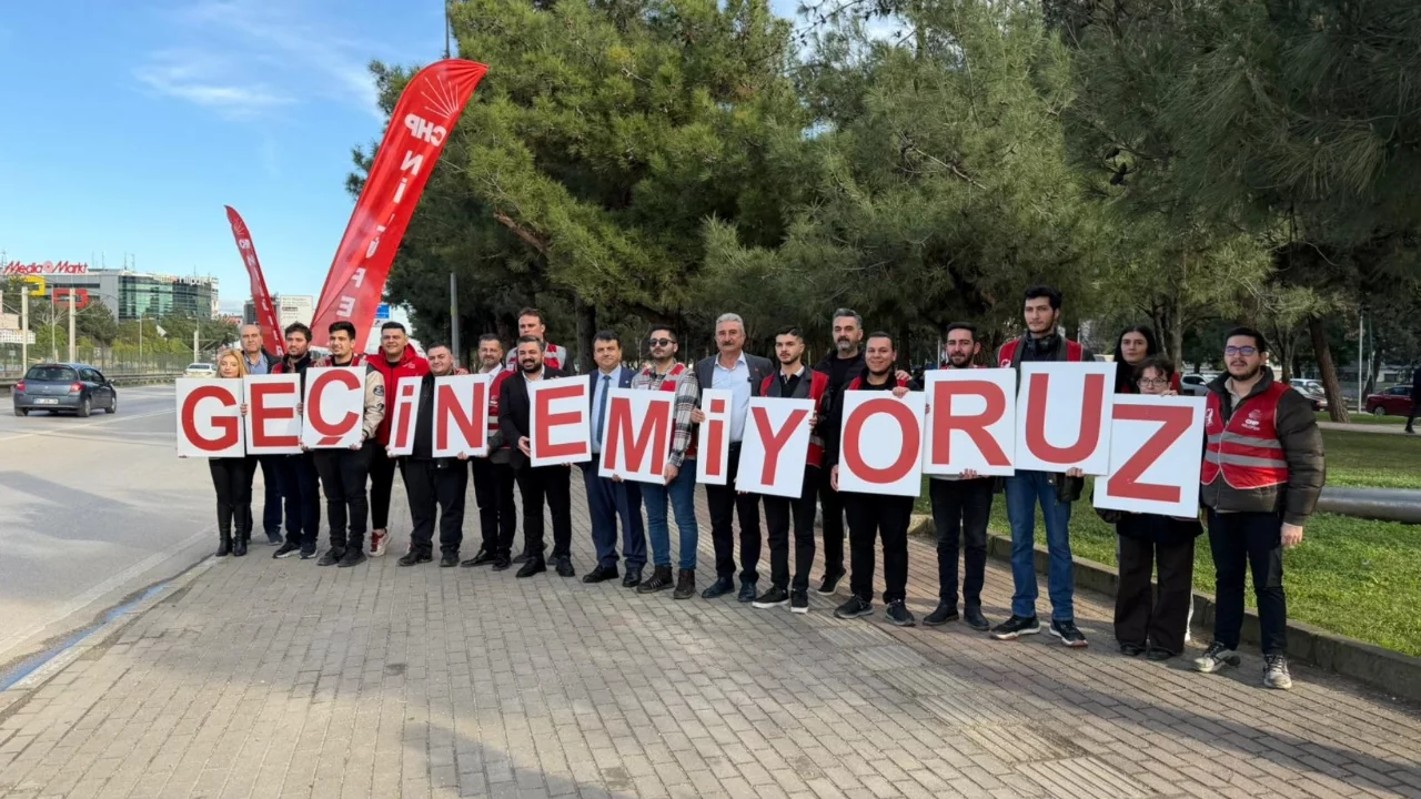 Bursa'da geçinemiyoruz isyanı sürüyor:  Nilüfer'de kornalar yine susmadı!