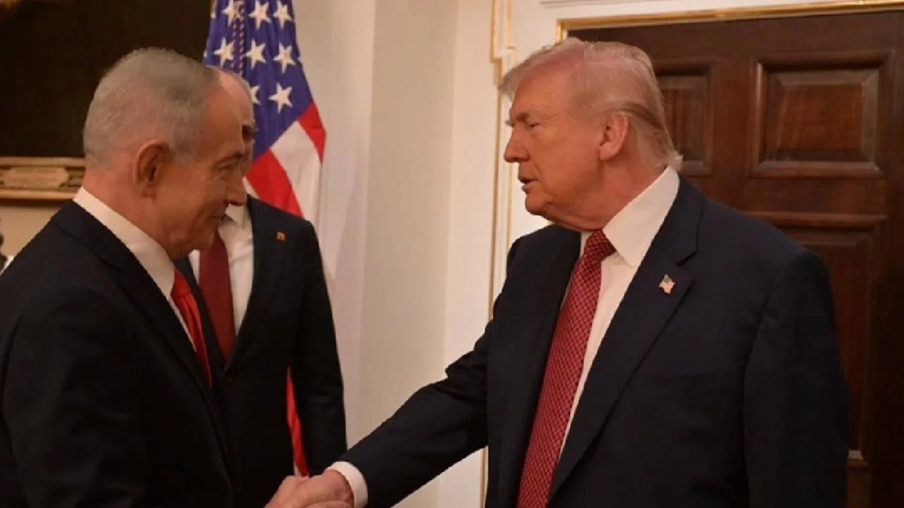 Trump ve Netanyahu, İran'a petrol üzerinden baskıyı artırmayı görüştü