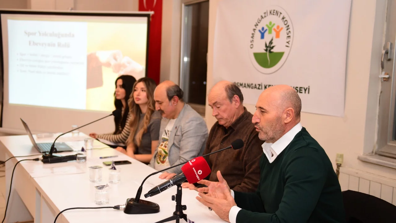 Osmangazi'de sporcu gelişiminde ailenin rolü konuşuldu
