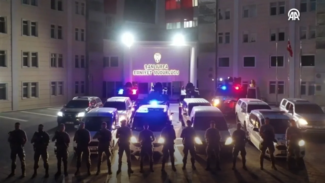 DEAŞ'a yönelik operasyon: 10 kişi tutuklandı