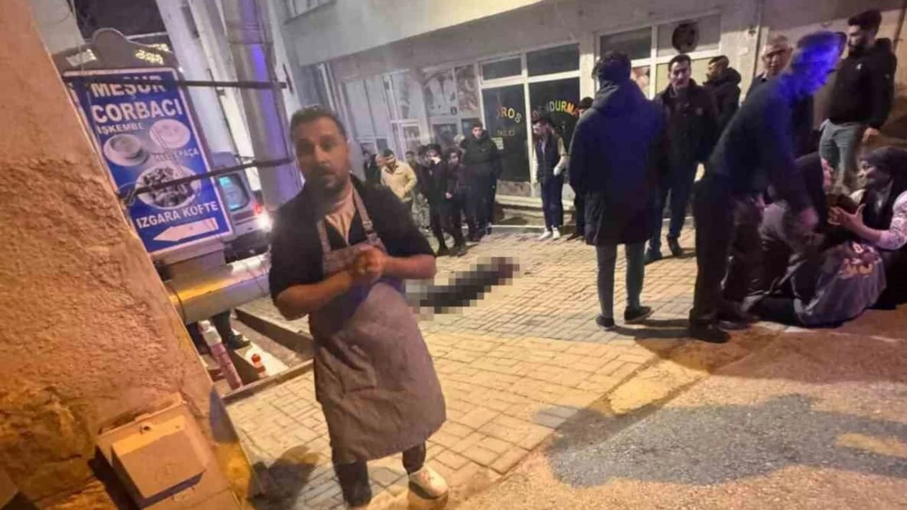 Ankara'da eşini sokak ortasında öldürüp intihar etti