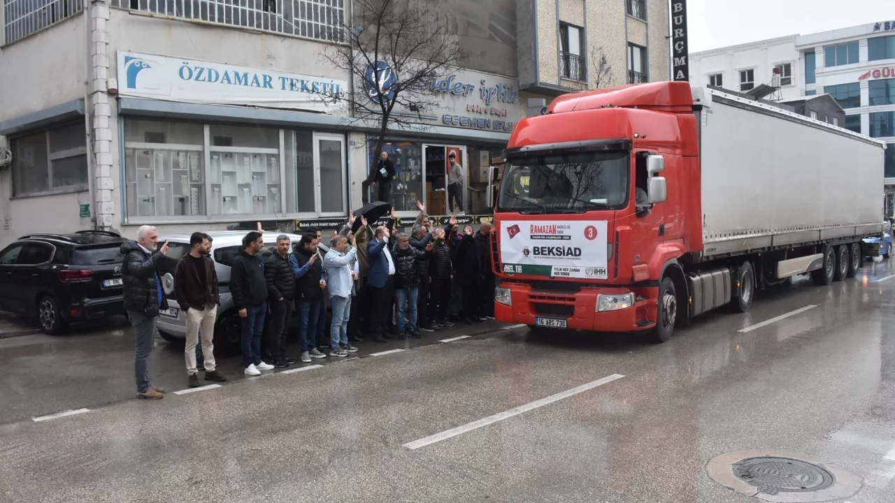 Bursa'dan Gazze'ye yardım tırı gönderildi