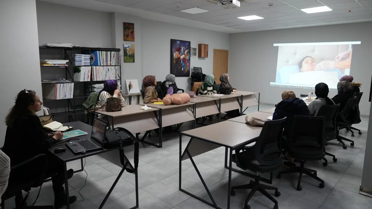 Gürsu'da hasta ve yaşlı bakım kursu