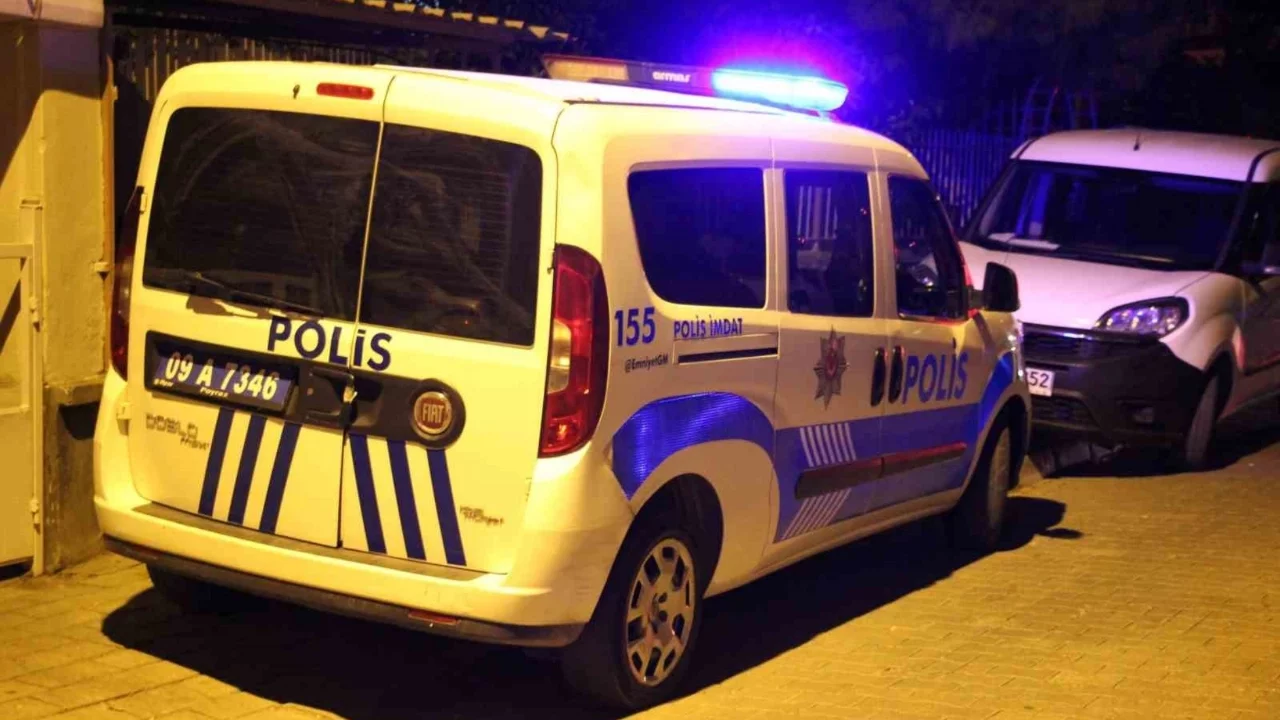 32 suç kaydı bulunan şüpheli kuyumcu soyarken suçüstü yakalandı