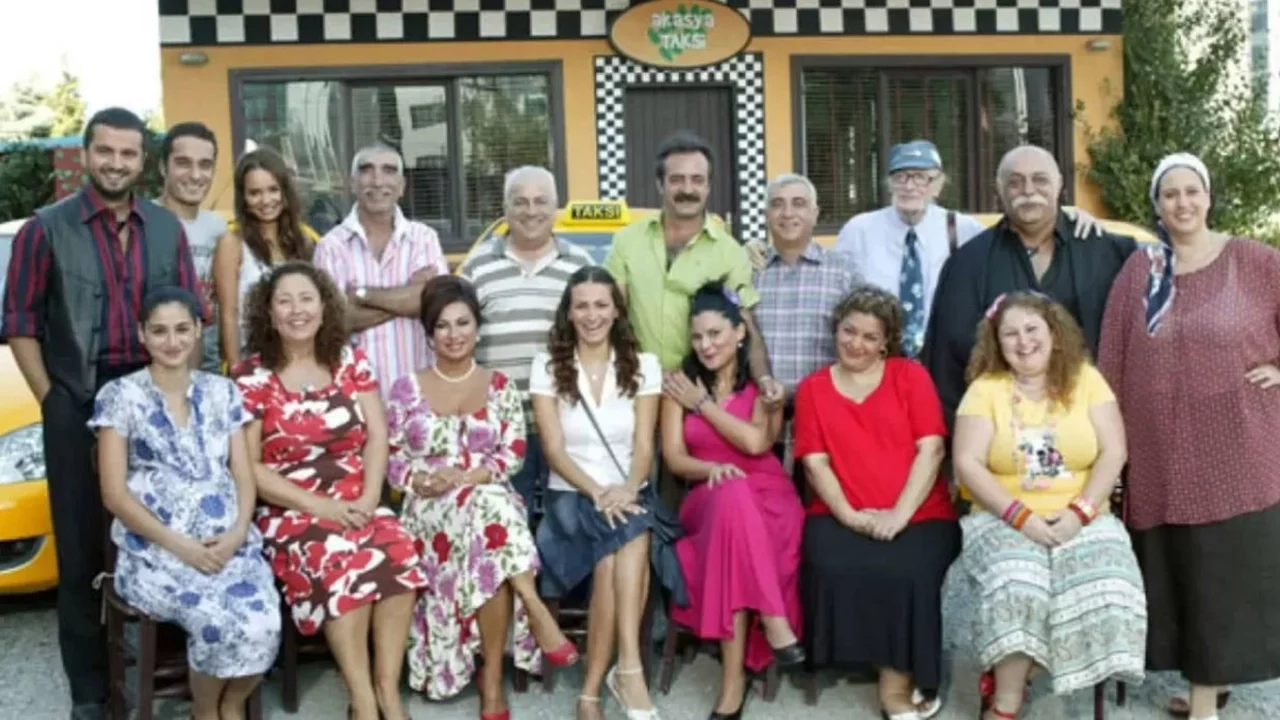 Akasya Durağı geri dönüyor