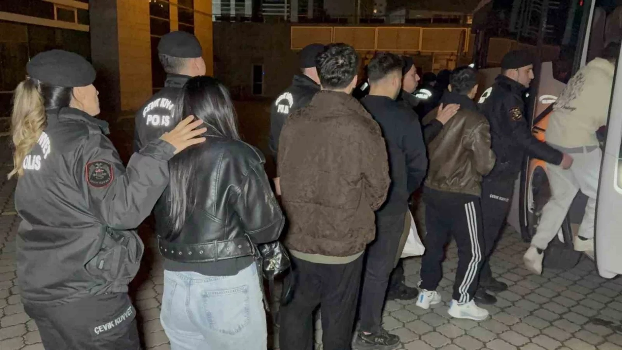 Samsun merkezli 6 ilde yasa dışı bahis operasyonu: Çok sayıda tutuklama