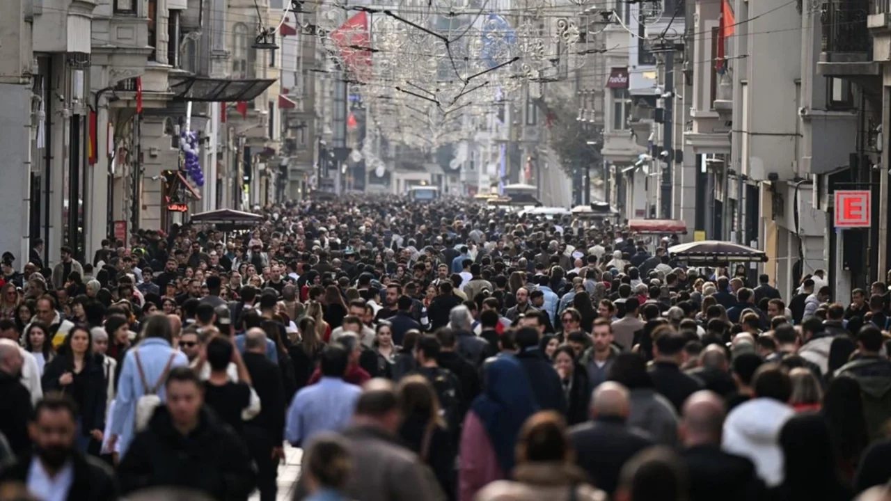 TÜİK açıkladı: Türkiye'nin yüzde 53.3'ü mutlu çıktı!