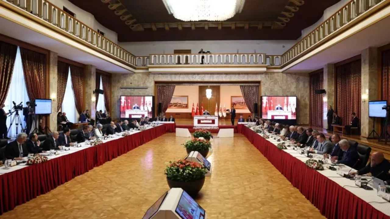 Terörsüz Türkiye Komisyonu son kez toplandı! Ortak rapor oylanıyor