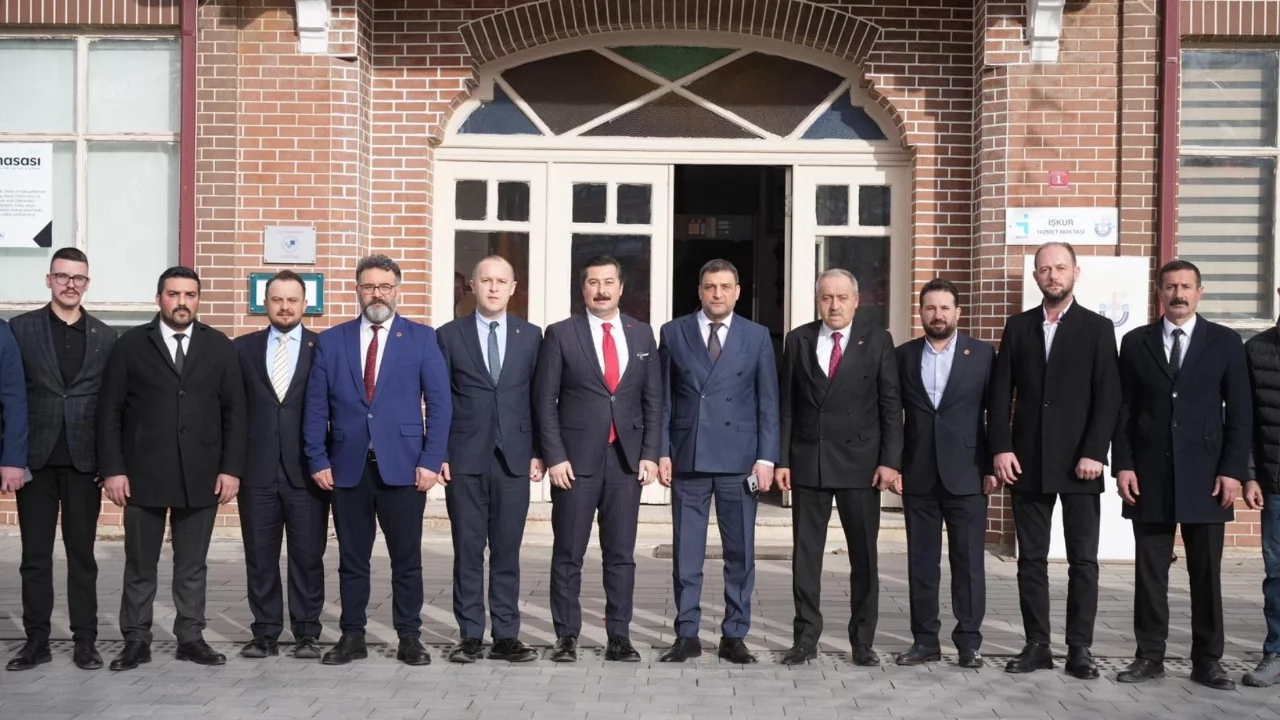 Yenişehir Belediye Başkanı Ercan Özel MHP Bursa İl Başkanı Muhammet Tekin'i ağırladı