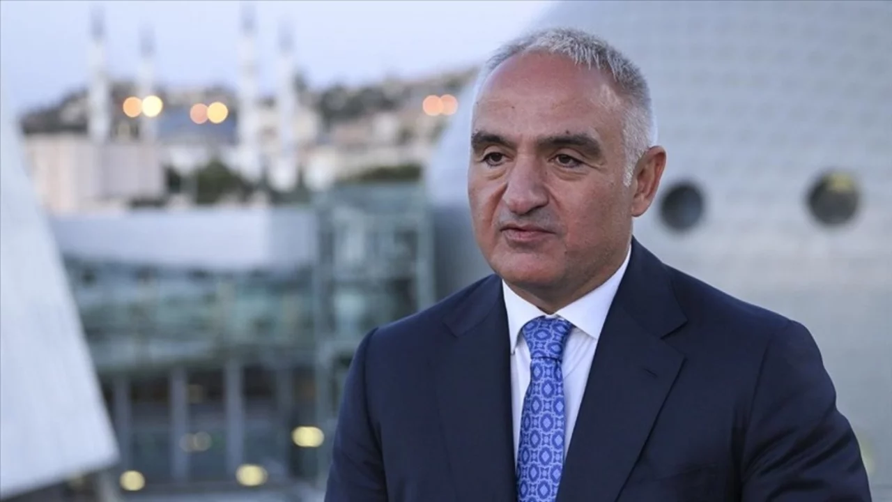 Bakan Ersoy, Türk dizilerine yeni destek modelini açıkladı