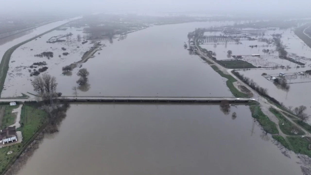 Batı Trakya'da kırmızı alarm ilan edildi! Meriç'te sel riski arttı...