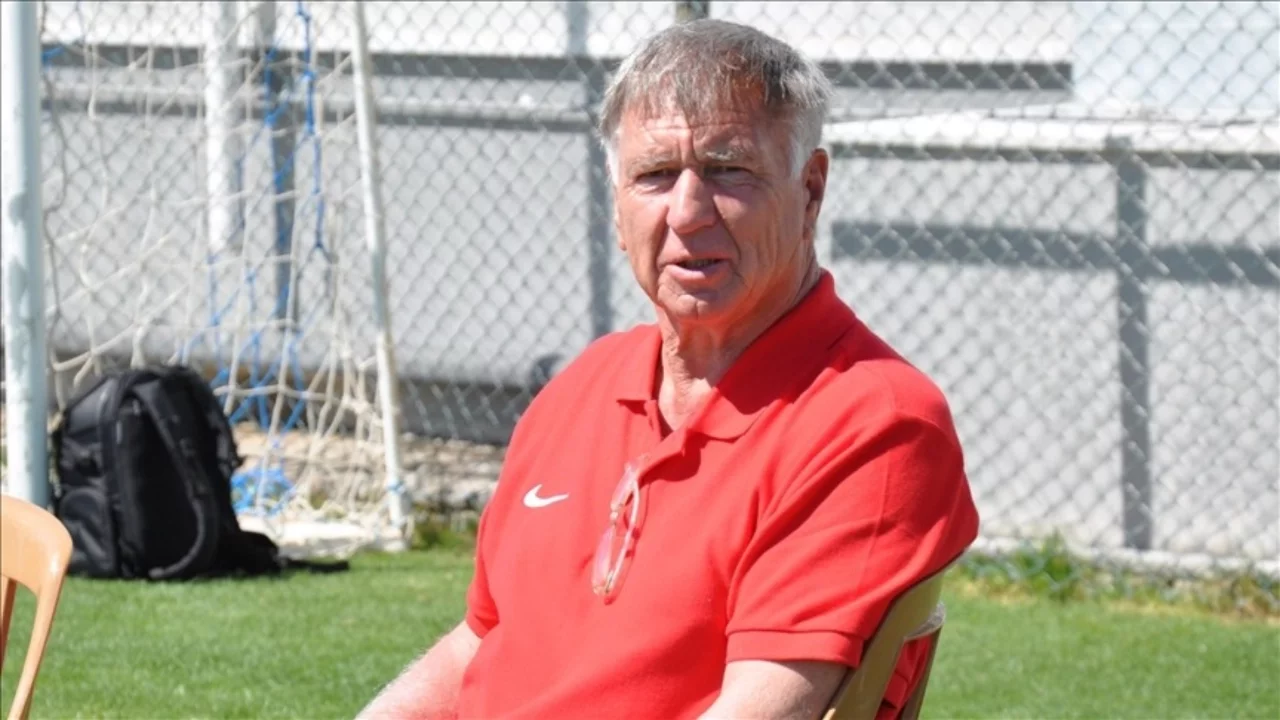 A Milli Futbol Takımı'nın eski teknik direktörlerinden Piontek, yaşamını yitirdi