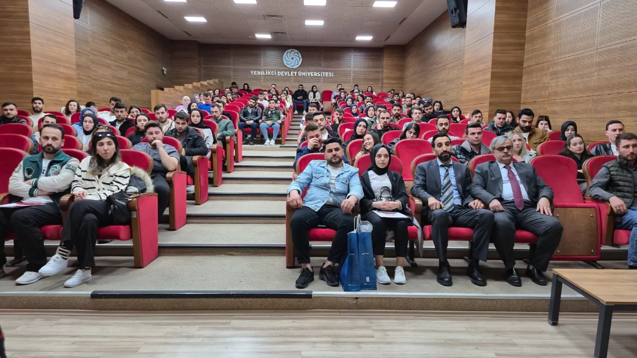 Bursa'da Aile Yılı'nda gençlere güçlü destek