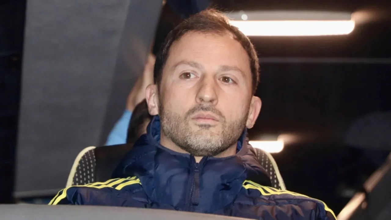 Domenico Tedesco: Fenerbahçe çok büyük bir kulüp olmasına rağmen çok ailevi bir atmosfer var