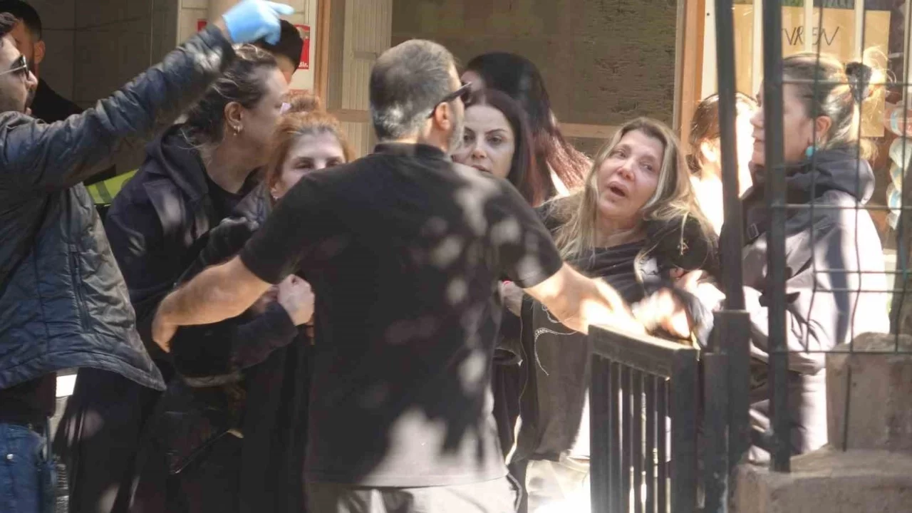 Kadını katledip intihar etti: Ablası cenaze aracını 'bunu bize nasıl yaptın' diyerek yolladı