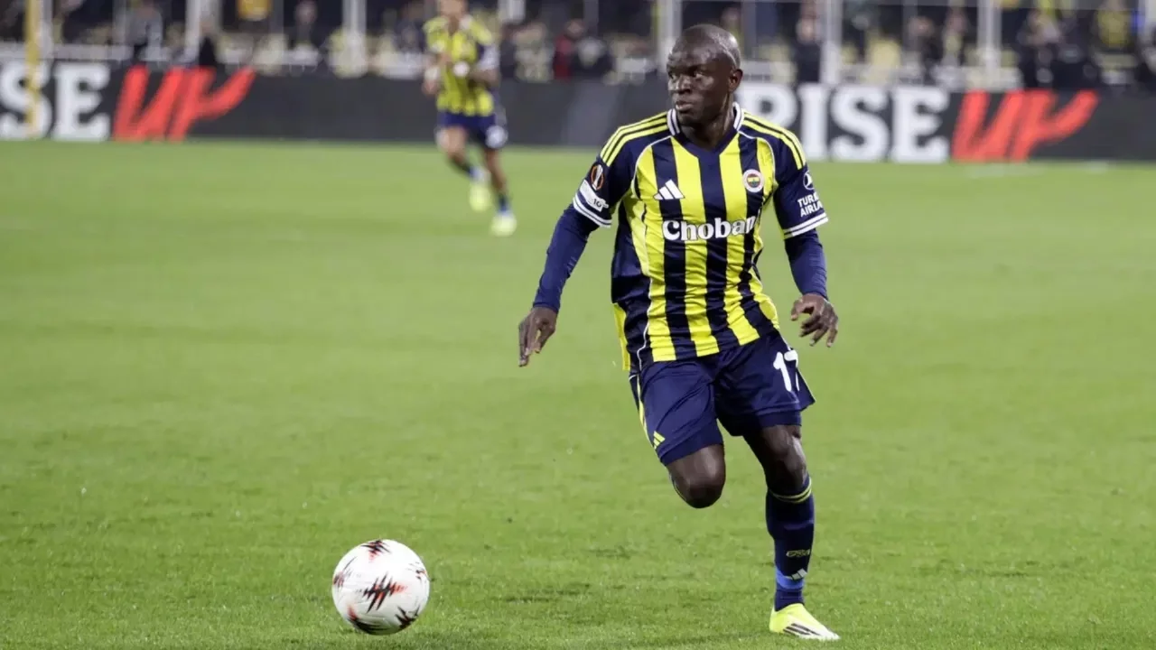 Rıdvan Dilmen'den N'Golo Kante yorumu: '24 yaşında bile olsa...'