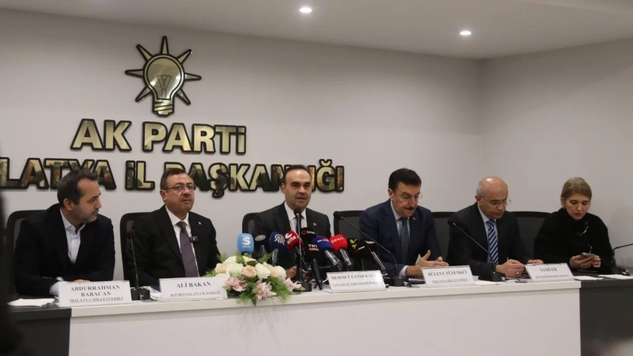 Bakan Kacır: Sanayi katma değerimizi yıllık 241 milyar dolara yükselttik